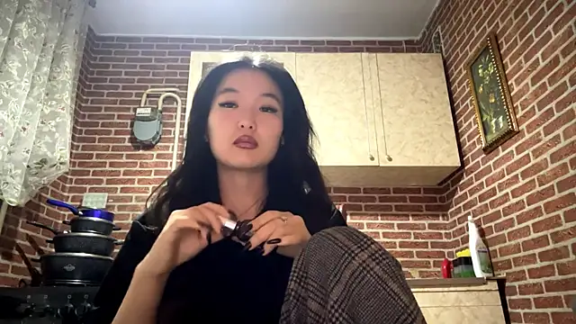 Snapshot of EmmaLeexth chatting on January 10, 2026, 2:01 pm EmmaLeexth online show from January 10, 2026, 2:01 pm