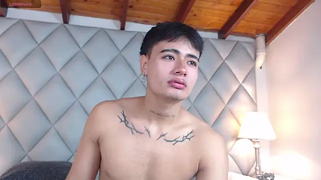 Clement Reyes online show from October 8, 2025, 12:39 pm