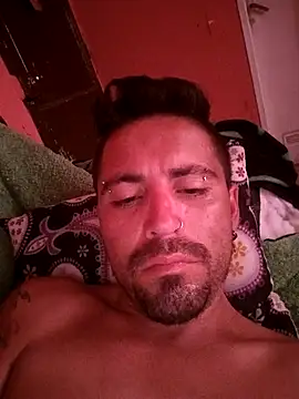 Snapshot of Lionardovssf35 chatting on January 7, 2026, 2:44 pm Lionardovssf35 online show from January 7, 2026, 2:44 pm