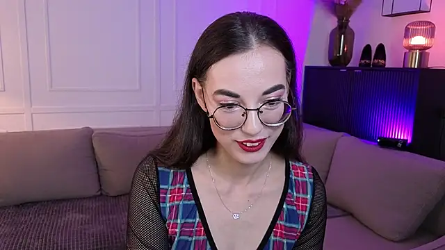 EmmaJakson online show from September 19, 2025, 2:21 pm