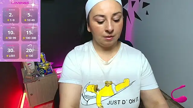 AgataThompson  online show from September 27, 2025, 7:09 pm