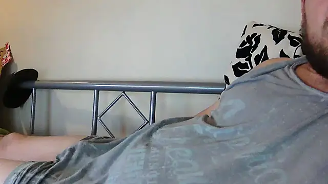 BiologicCargo752 online show from December 1, 2025, 11:38 pm