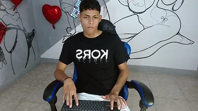 deivid bigcock1 online show from September 25, 2025, 12:16 am