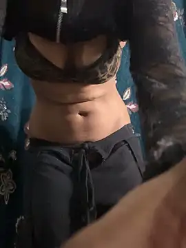 Snapshot of DAMinii_ chatting on November 16, 2025, 6:34 pm DAMinii online show from November 16, 2025, 6:34 pm