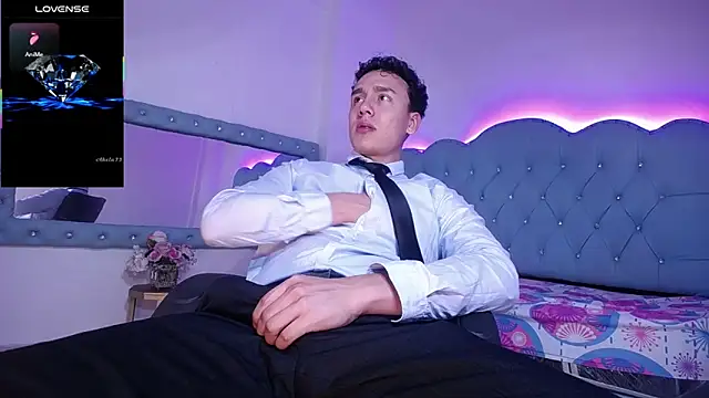 Andrew Thomas  online show from October 29, 2025, 3:05 am