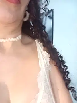 Lina 444 online show from October 4, 2025, 1:40 am