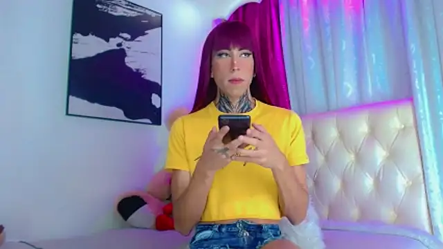 Julia Bulette1 online show from February 12, 2026, 2:00 am