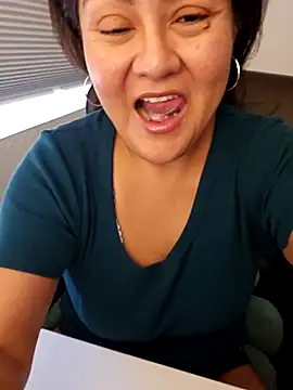 sw33th3art online show from October 1, 2025, 6:34 pm