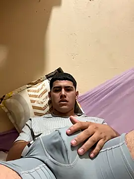 cabostudio online show from September 21, 2025, 8:08 am