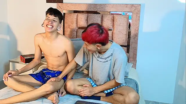 DemianSalvatore online show from November 28, 2025, 7:14 pm