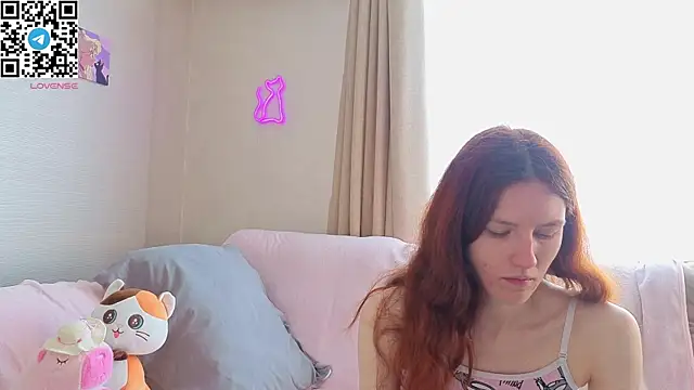 Snapshot of Little_rosy chatting on July 5, 2026, 4:19 am Little rosy online show from July 5, 2026, 4:19 am