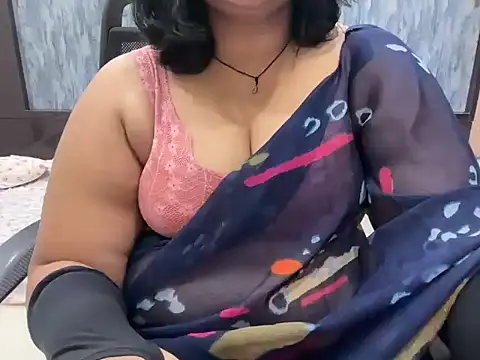 divya-jannu online show from October 2, 2025, 4:43 pm