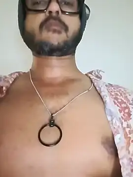 LVEZEX online show from October 14, 2025, 5:13 pm