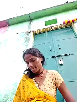 Hot reshmaji online show from December 15, 2025, 11:16 am