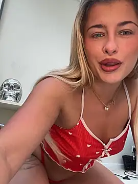 BabyBluexox online show from June 21, 2026, 5:19 pm