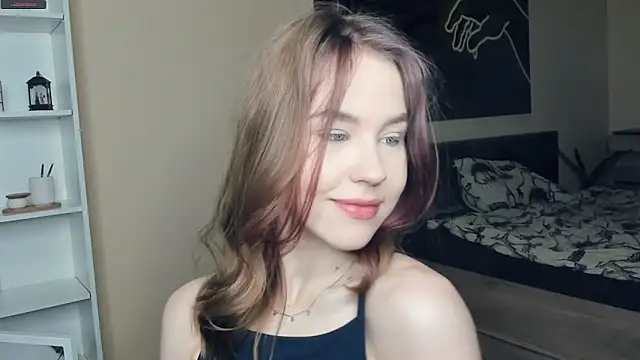 MaliaBourraine online show from May 31, 2026, 7:14 am
