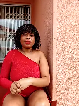 BubblyBeautiful online show from November 11, 2025, 12:11 pm