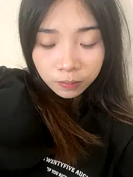 -Tania- online show from October 3, 2025, 9:33 am