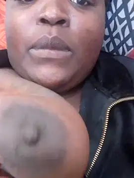 BendOveR0123 online show from October 5, 2025, 3:14 pm