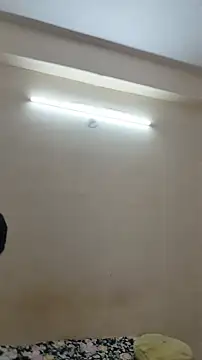 mansi rawat05 online show from November 5, 2025, 8:12 pm