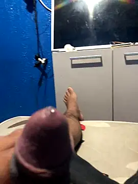 Alangostoso092 online show from November 5, 2025, 3:53 am