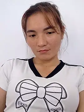 phuongxinhxan online show from November 21, 2025, 4:00 am