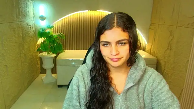 dany r  online show from January 7, 2026, 12:43 pm