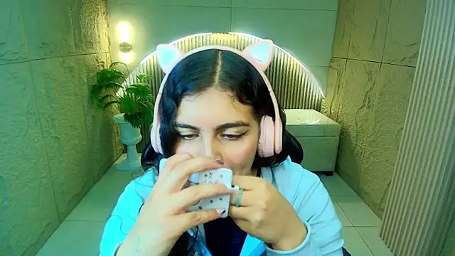 dany r  online show from March 24, 2026, 1:11 pm