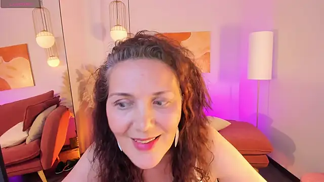 Irene Marlow online show from September 19, 2025, 3:05 pm