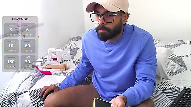 Snapshot of htrebor87 chatting on March 18, 2026, 4:30 pm htrebor87 online show from March 18, 2026, 4:30 pm