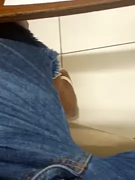 preto3561 online show from September 30, 2025, 2:56 pm