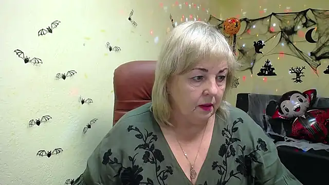 MilenaWedxy online show from November 3, 2025, 12:09 pm