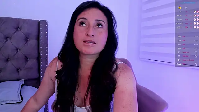 angela fiory online show from October 17, 2025, 8:21 pm