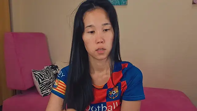 Reina  chan online show from May 30, 2026, 9:42 pm