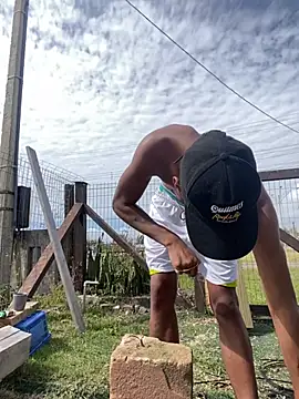 Eduardosexy00091 online show from November 30, 2025, 12:17 pm