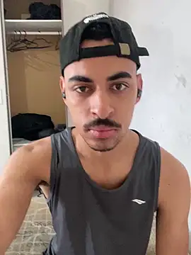 Eduardosexy00091 online show from September 18, 2025, 8:34 pm