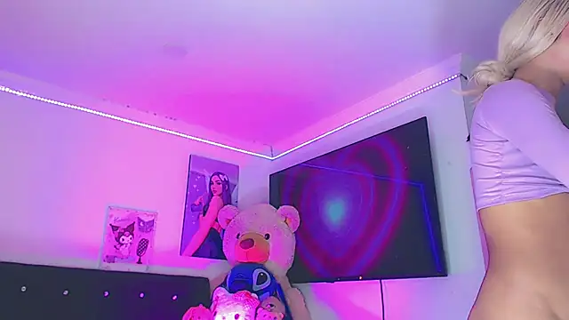 Snapshot of DaliaBacil25 chatting on April 24, 2026, 1:18 am DaliaBacil25 online show from April 24, 2026, 1:18 am