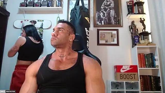 Snapshot of henryhadesflirt chatting on October 13, 2025, 8:21 pm henryhadesflirt online show from October 13, 2025, 8:21 pm