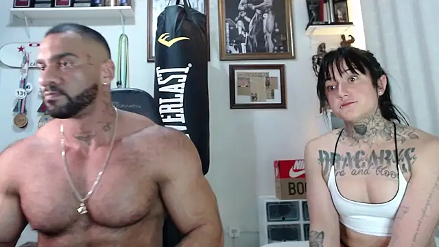 Snapshot of henryhadesflirt chatting on November 2, 2025, 8:36 pm henryhadesflirt online show from November 2, 2025, 8:36 pm