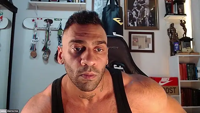 Snapshot of henryhadesflirt chatting on September 25, 2025, 12:55 pm henryhadesflirt online show from September 25, 2025, 12:55 pm