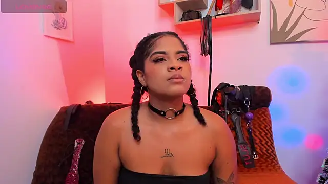 camilafoox7 online show from December 20, 2025, 4:04 am