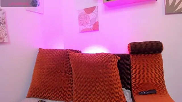 camilafoox7 online show from December 14, 2025, 3:35 am