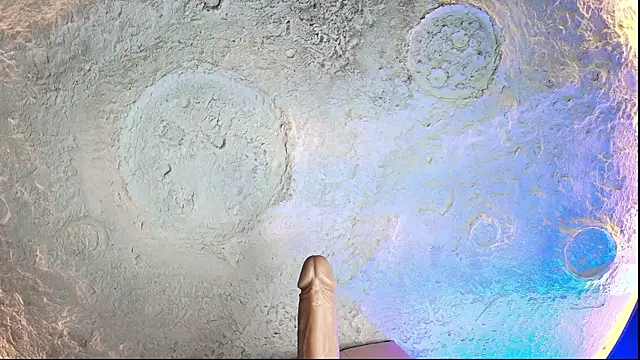 CarolinaGomez  online show from April 6, 2026, 8:10 pm