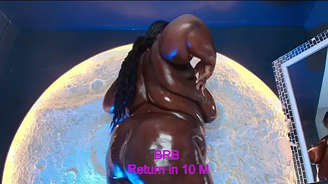 CarolinaGomez  online show from April 18, 2026, 7:18 pm