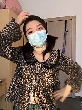 fioralba online show from September 22, 2025, 2:23 pm