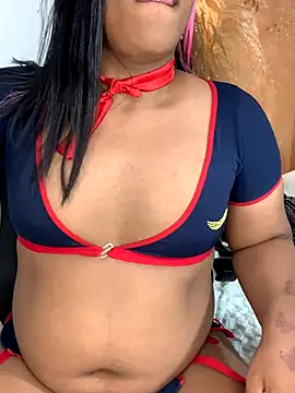 ZOE ROSE4 online show from October 5, 2025, 9:27 pm