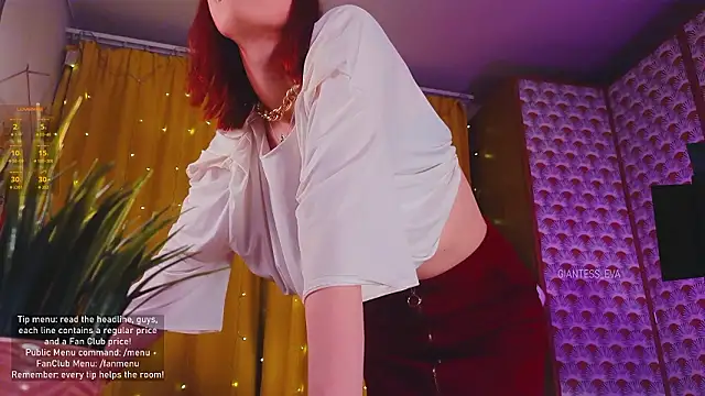 Snapshot of Giantess_Eva chatting on February 1, 2026, 10:08 pm Giantess Eva online show from February 1, 2026, 10:08 pm