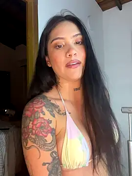 liahouses online show from September 29, 2025, 11:10 pm