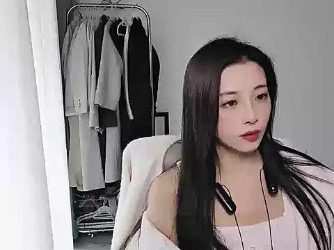 Mien-MM online show from October 21, 2025, 12:54 am