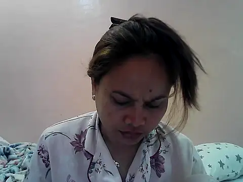 Snapshot of Amarrahlyn chatting on October 9, 2025, 9:37 pm Amarrahlyn online show from October 9, 2025, 9:37 pm